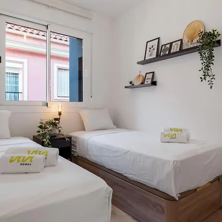 Vivi Homes - Anemona , , Balcony, Centre 아파트 푸엔히롤라